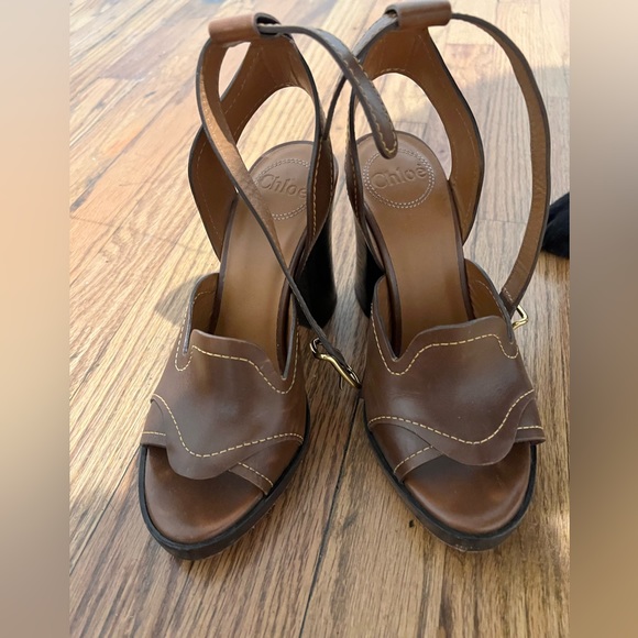 CHLOÉ
Topstitched leather sandals size 37 (US 7, 7.5) - Picture 5 of 11